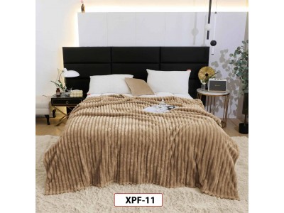 Patura Pufoasa Cocolino groasa uni pentru pat dublu 200x230cm - XPF11 Patura Pufoasa Cocolino groasa uni pentru pat dublu 200x230cm - XPF11