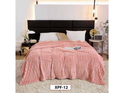Patura Pufoasa Cocolino groasa uni pentru pat dublu 200x230cm - XPF12 Patura Pufoasa Cocolino groasa uni pentru pat dublu 200x230cm - XPF12