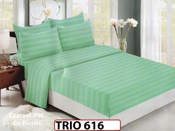 Lenjerie din damasc finetat cu  6 piese cu cearceaf elastic - TRIO616