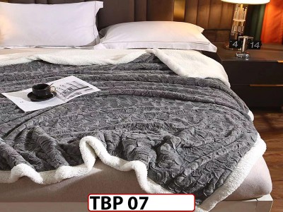 Patura Pufoasa Cocolino cu Blanita pentru pat dublu TBP07 Patura Pufoasa Cocolino cu Blanita pentru pat dublu TBP07