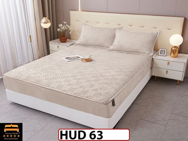 Husa matlasata tip topper din catifea + 2 Fete de Perne - Saltea 160x200- HUD63