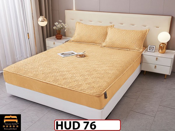 Husa matlasata tip topper din catifea + 2 Fete de Perne - Saltea 160x200- HUD76