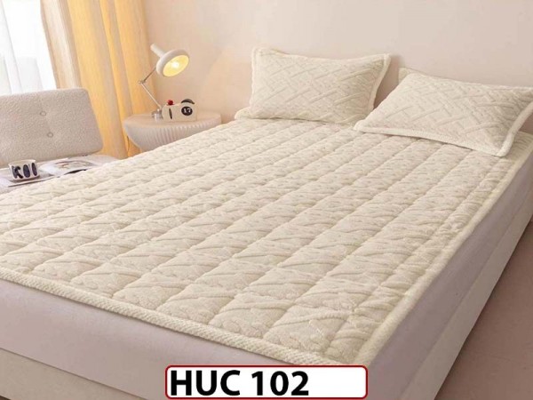 Husa / topper model tricotat + 2 Fete de Perne 180x200 - Pat 2 Persoane - HUC102