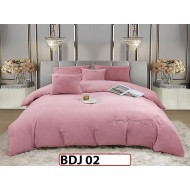 Lenjerie brodata din blanita artificiala de iepure din 6 piese - BDJ02