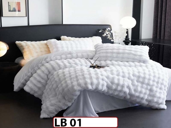 Lenjerie din Blanita artificiala Tip Iepure din 4 piese - LB 01 Lenjerie din Blanita artificiala Tip Iepure din 4 piese - LB 01