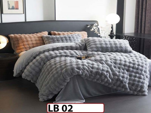 Lenjerie din Blanita artificiala Tip Iepure din 4 piese - LB 02 Lenjerie din Blanita artificiala Tip Iepure din 4 piese - LB 02
