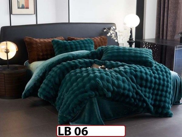 Lenjerie din Blanita artificiala Tip Iepure din 4 piese - LB 06 Lenjerie din Blanita artificiala Tip Iepure din 4 piese - LB 06