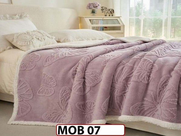 Patura Pufoasa Cocolino cu Blanita pentru pat dublu MOB 07 Patura Pufoasa Cocolino cu Blanita pentru pat dublu MOB 07