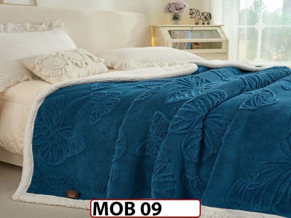Patura Pufoasa Cocolino cu Blanita pentru pat dublu MOB 09 Patura Pufoasa Cocolino cu Blanita pentru pat dublu MOB 09