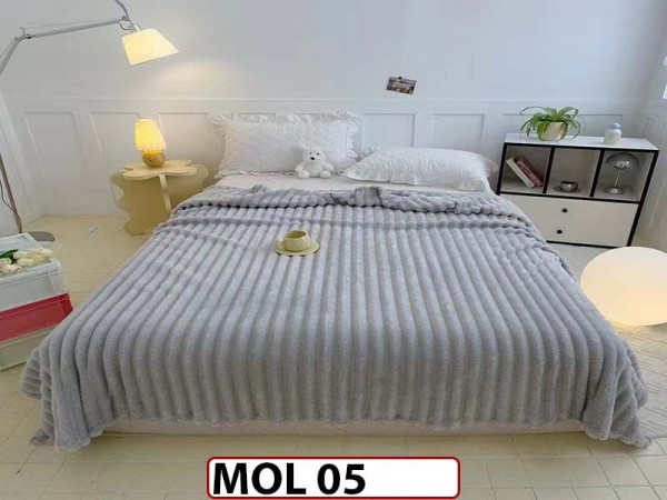 Patura Pufoasa Cocolino pentru pat dublu - MOL 05 Patura Pufoasa Cocolino pentru pat dublu - MOL 05