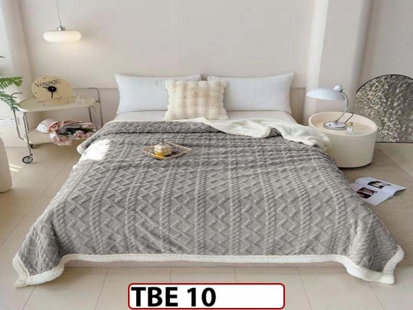 Patura Pufoasa Cocolino cu Blanita pentru pat dublu TBE 10 Patura Pufoasa Cocolino cu Blanita pentru pat dublu TBE 10