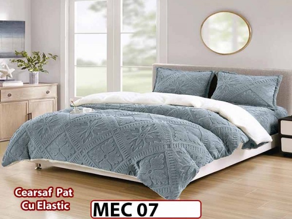 Lenjerie De Pat Cocolino Cu Blana Alba si ELASTIC 4 piese - MEC 07 Lenjerie De Pat Cocolino Cu Blana Alba si ELASTIC 4 piese - MEC 07