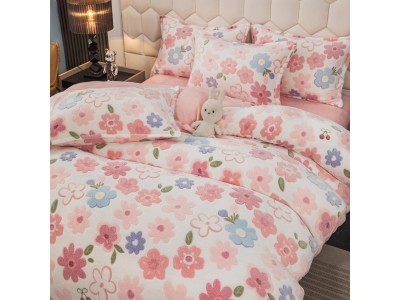 Lenjerie De Pat COCOLINO  cu Elastic 4 piese - COCOJ82 Lenjerie De Pat COCOLINO  cu Elastic 4 piese - COCOJ82