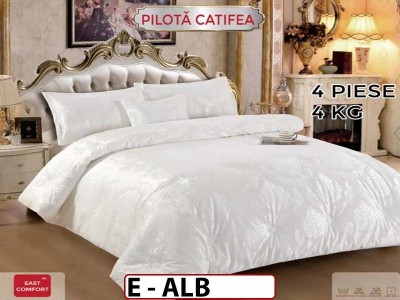 Pilota din Catifea cu 4 Piese - E ALB
