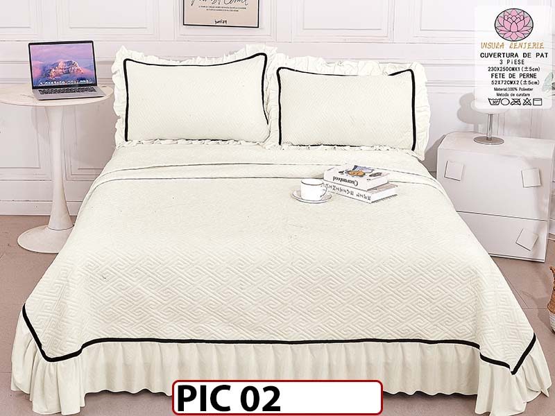 Cuvertura cu 3 piese din Catifea - PIC 02