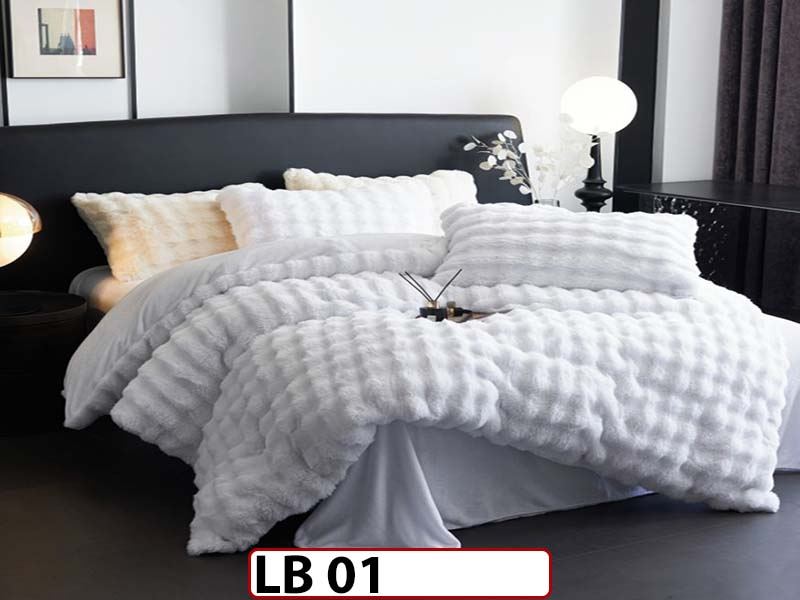 Lenjerie  din Blanita artificiala Tip Iepure din 4 piese - LB 01