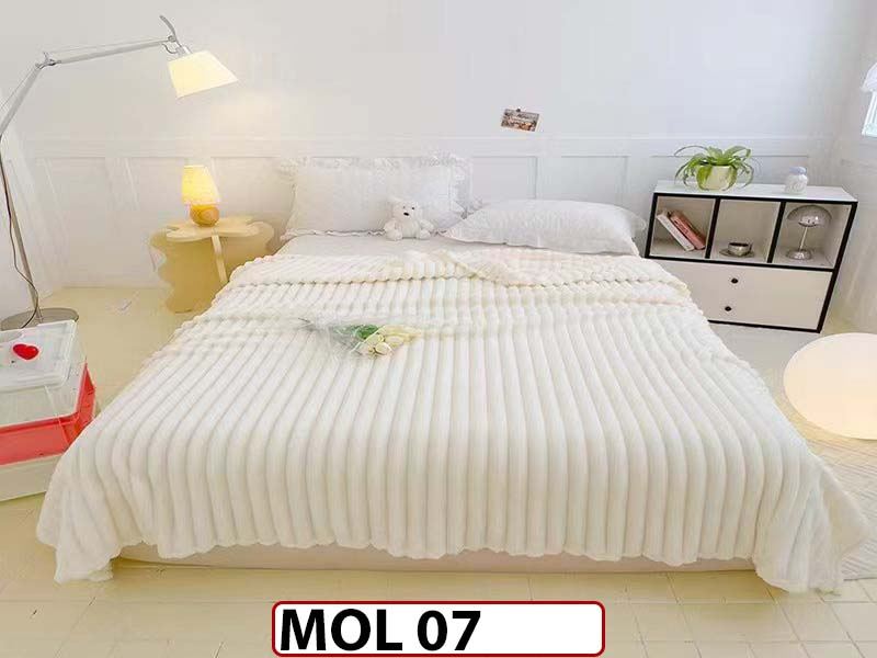Patura Pufoasa Cocolino pentru pat dublu - MOL 07