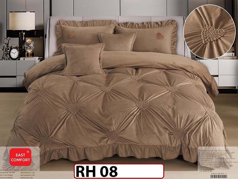 Lenjerie din catifea Brodata 6 piese cu Inimioare - RH08